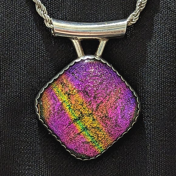 MODERN Purple & Pink Dichroic Glass Solid Sterling Silver Pendant & Earrings Set - Picture 4 of 5